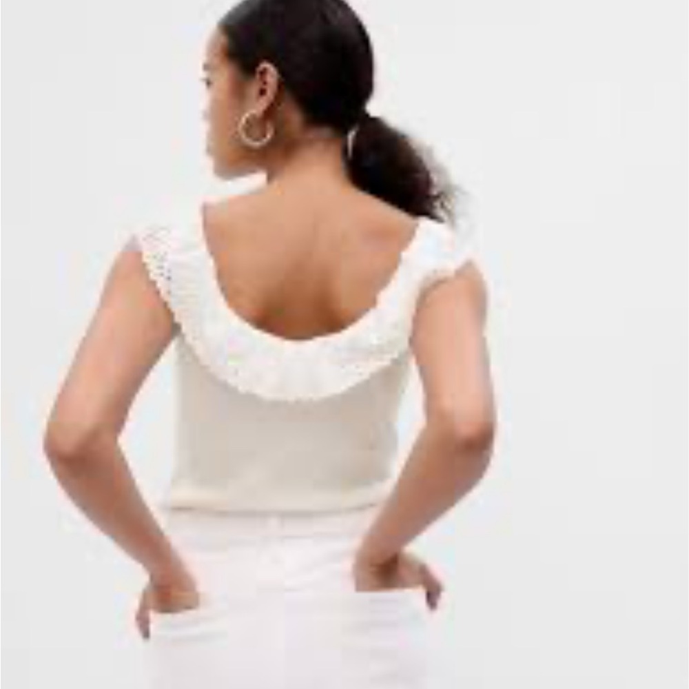 GAP Eyelet Ruffle Neck Ribbed Tank Top - Picture 13 of 13